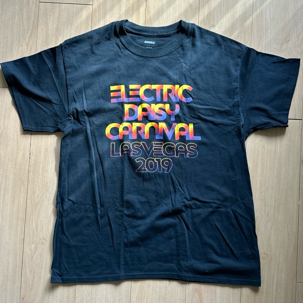 EDC LAS VEGAS (2019) Official Electric Daisy Carnival Full Lineup T-Shirt Large
